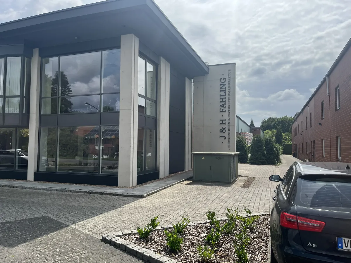 Lichtwerbung J&H Fahling Lohne